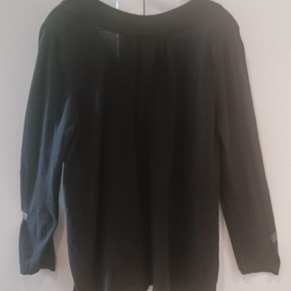 Lane Bryant Womans Plus Size 18/20 Light Solid Black Scoop Neck Knit Blouse - Picture 4 of 4